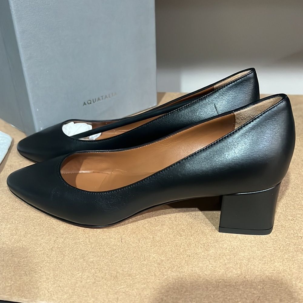 Shoes   - Picture 3 of 6